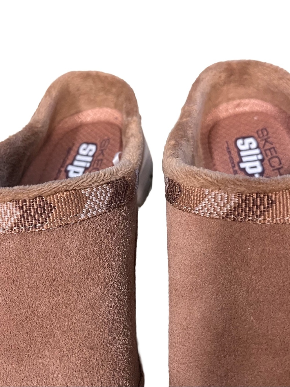 NEW Skechers Easy Going Grace Womens Sz 8 Tan Suede Slip-ins Trimmed Clogs Mules - Picture 3 of 9